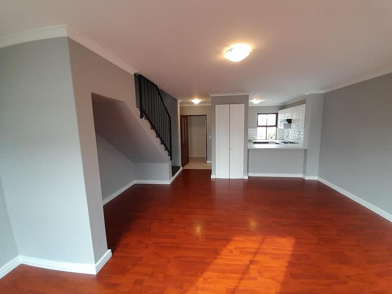 To Let 2 Bedroom Property for Rent in Rondebosch Park Estate Western Cape